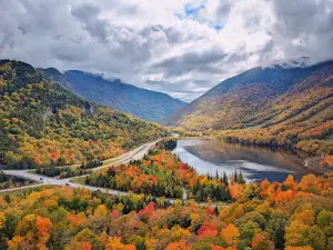 Artist's Bluff Loop Trailhead