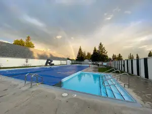 Cudworth Swimming Pool