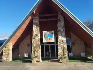 The Lake View Club