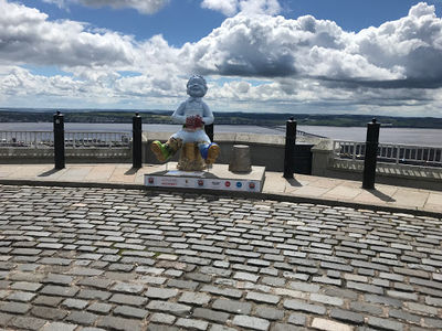 Dundee Law