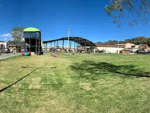 "25 de Junio" Park