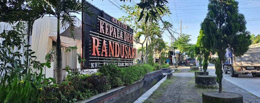Gedung Cemara Desa Randusari