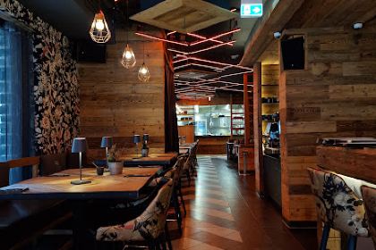 Restaurant 24 Kitchen & Bar