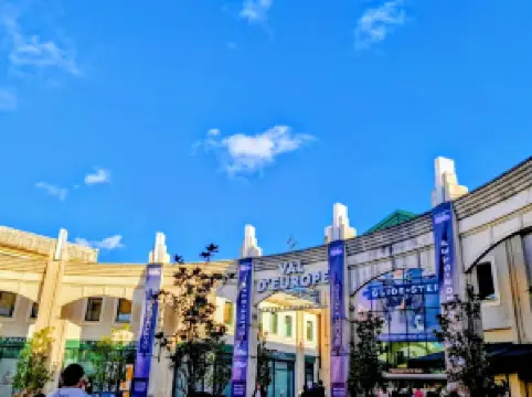 ヴァル・デュロップ·ショッピングセンター