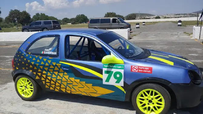 Autódromo Oscar Cabalén