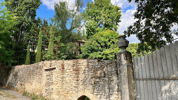 Bonnieux