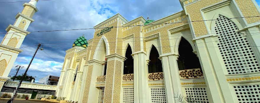 Masjid Raya Al Multazam Segeri