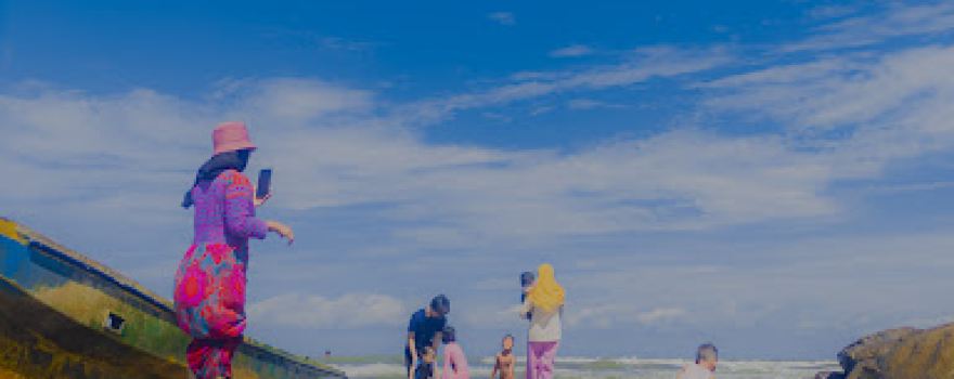 Caringin Beach