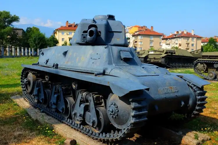 Hotels near National Museum of Military History