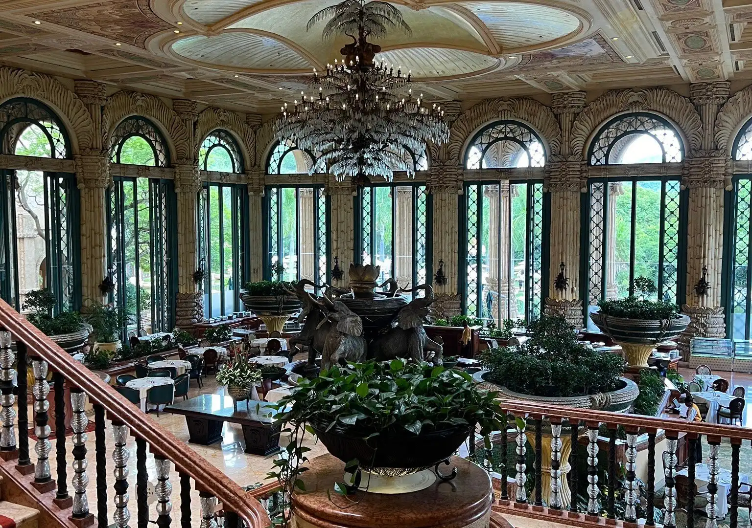 Hotels near The Maze of the Lost City