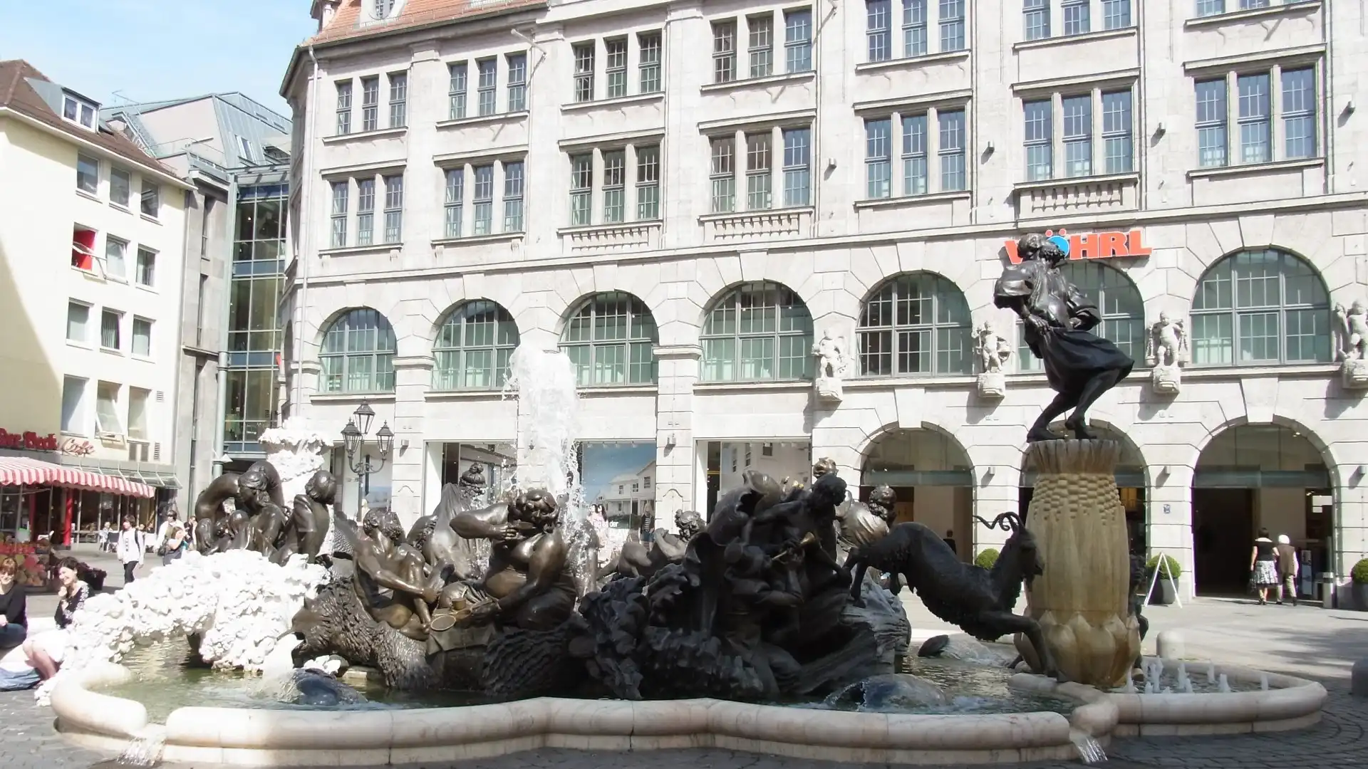 Hôtels à proximité de : Ehekarussell Brunnen