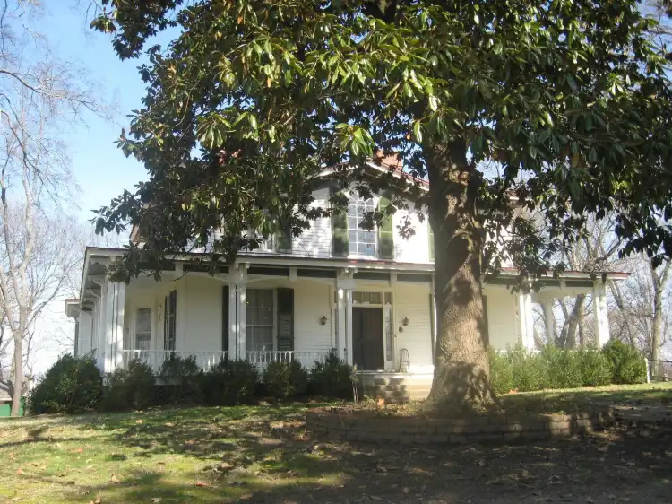 Hotels near Mabry-Hazen House