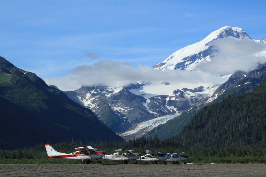 Minneapolis to Homer Flights