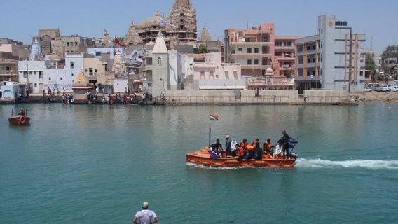 Gomti Ghat