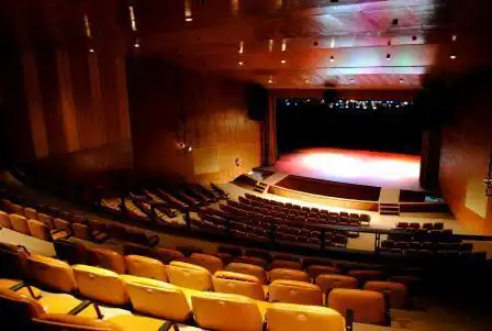 Hotels near Bacabeiras Theater