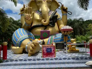 Wat Khao Sung Chaem Fa