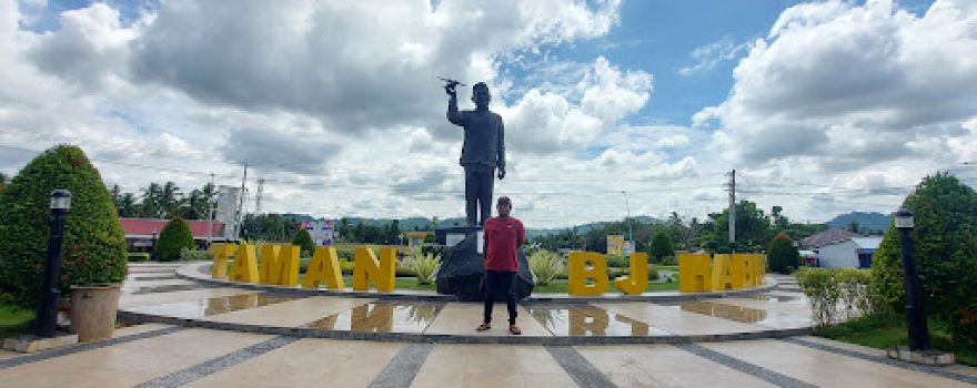 Monumen B.J. Habibie