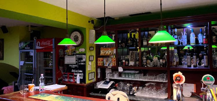 Den Café