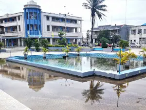 Town Hall Square