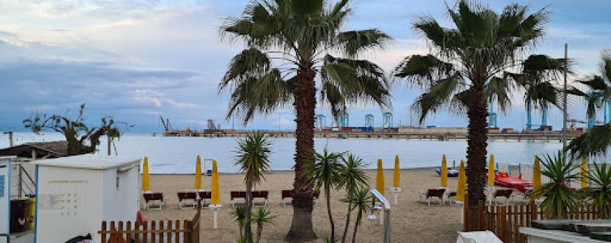 Lungomare Vado Ligure