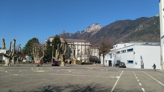 Sporthalle Brunnen