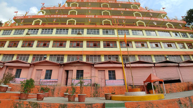 Trayambakeshwar Temple, Rishikesh