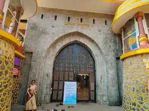 Shree Shiv-Samarth Gad and Temple Campus