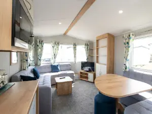 Parkdean Resorts Carmarthen Bay Holiday Park