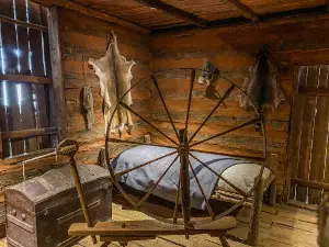 Sequoyah's Cabin Museum