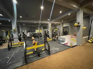 ॐ fitness lounge gym