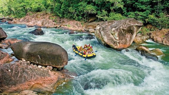 Raging Thunder - Tully River Rafting