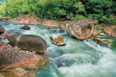 Raging Thunder - Tully River Rafting