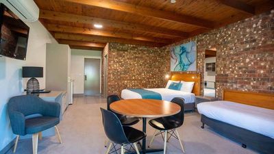 Cadell on the Murray Motel Resort | Riverpoint 1703 Conference Centre