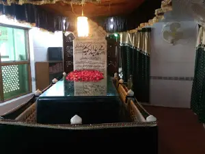 DARGAH ABULFAIZ MUHADDIS-E-ABDALVI