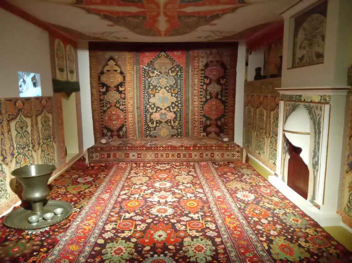 Hotels near Azerbaijan Carpet Museum