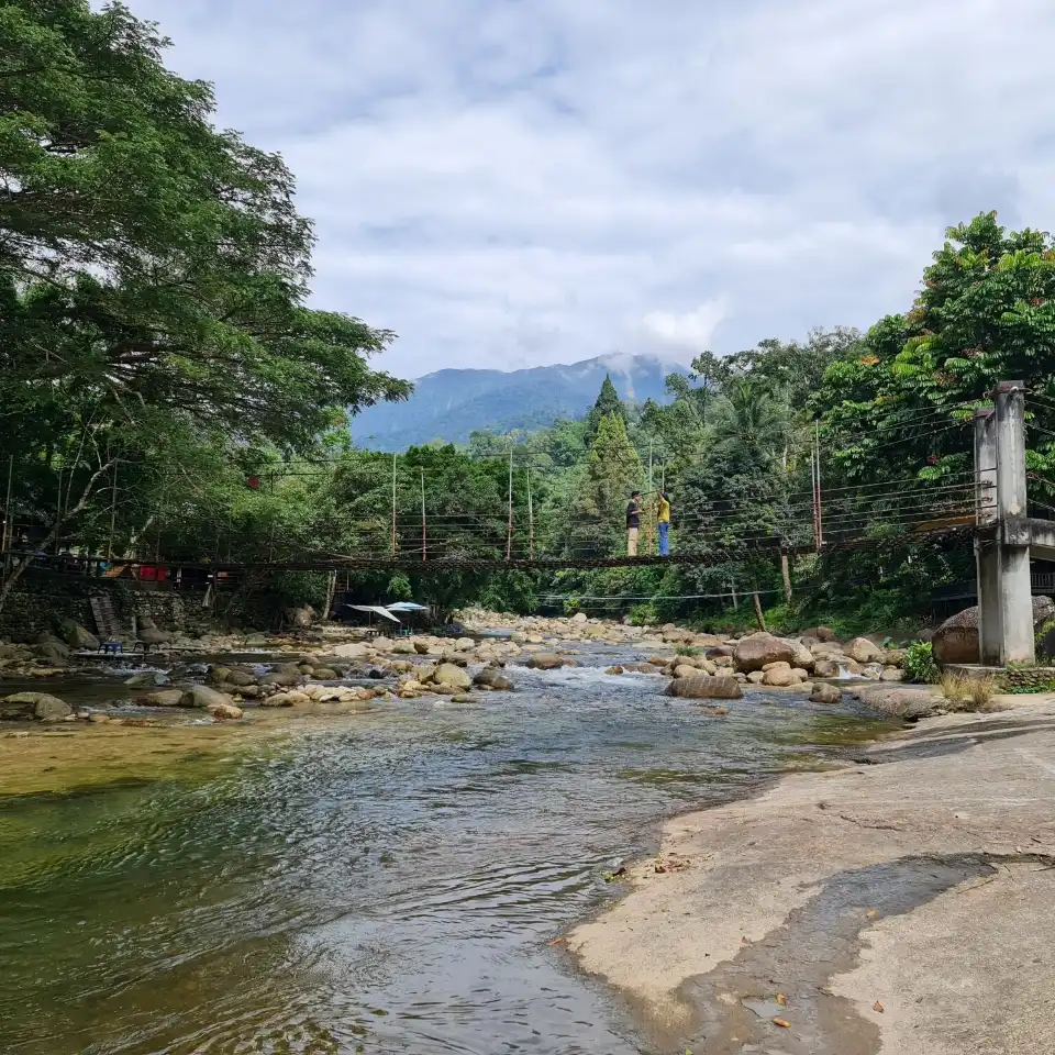 4_Kiriwong Village