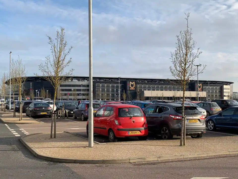 1_Stadium MK