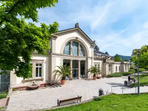 Cassiopeia Thermal Bath