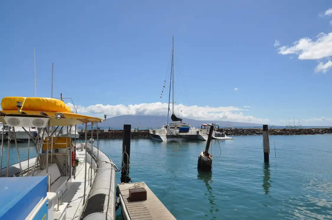 Hotels near Lahaina Harbor