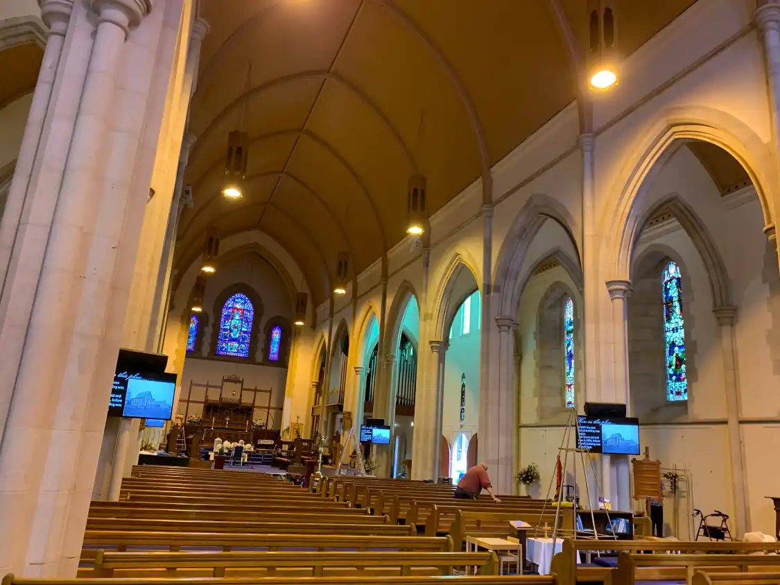 Hotels near Saint Luke's Church