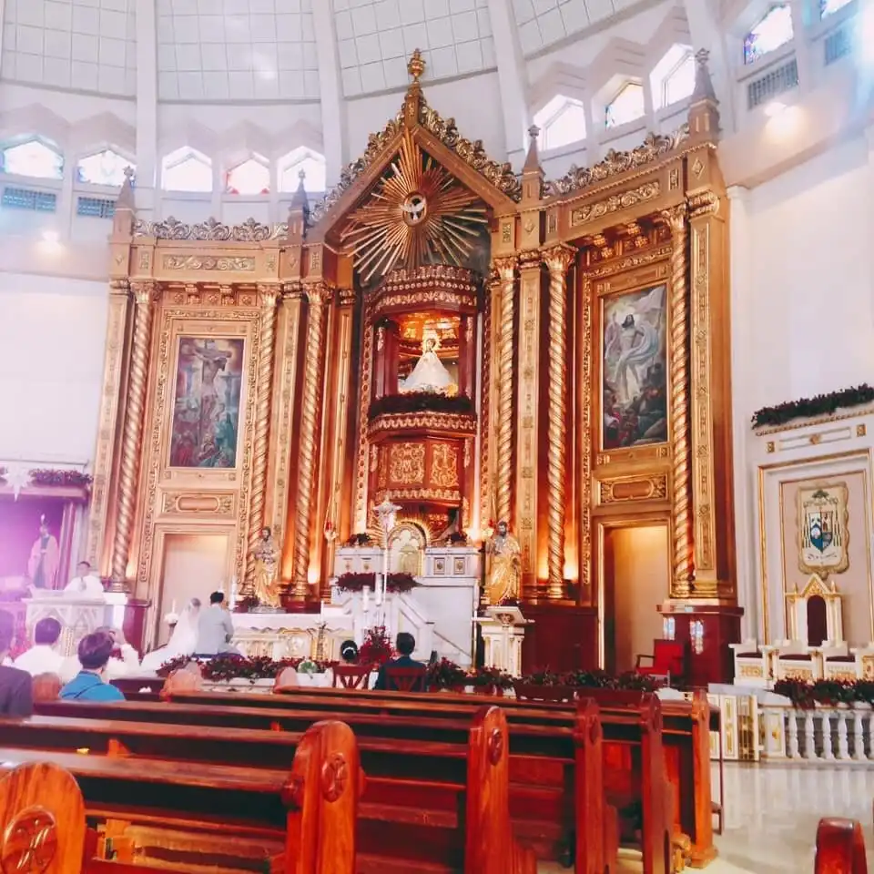 Các khách sạn gần Our Lady of Peace and Good Voyage Shrine
