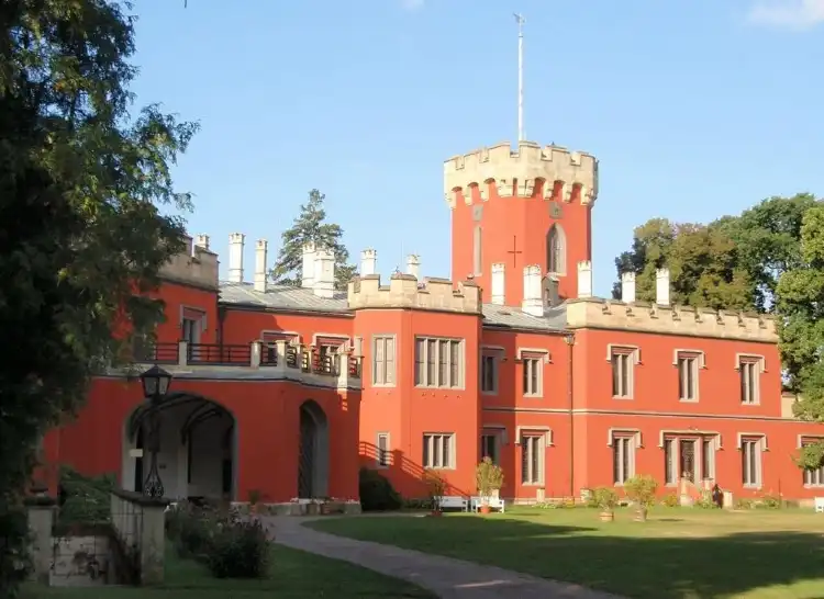 Hotels in Okres Hradec Kralove