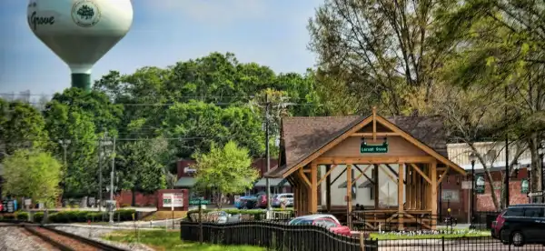 Hotels in Locust Grove