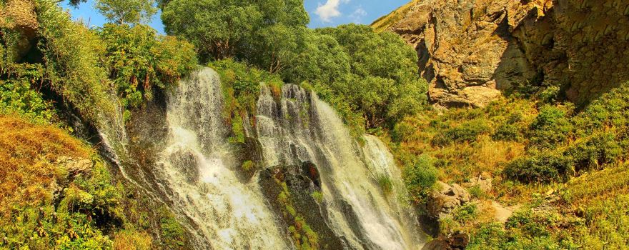 Shaki Waterfall