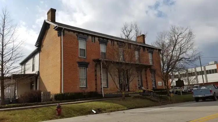 Hotels in Leitchfield