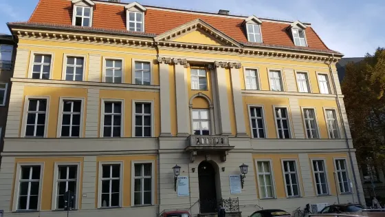 Palais Podewil