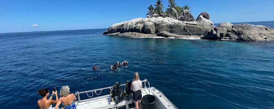 Atoll Divers