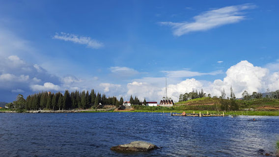 PANAROMA DANAU ATEH