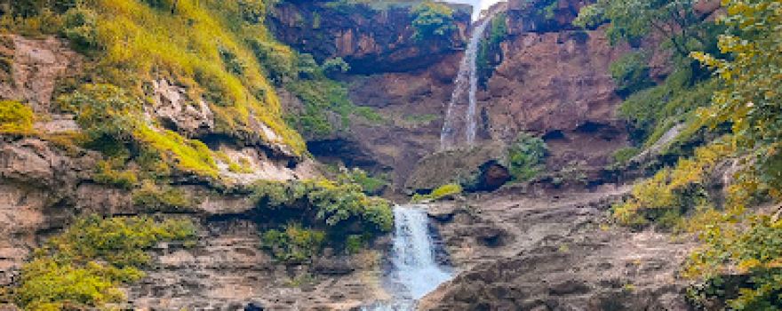 Aam Khoh waterfall