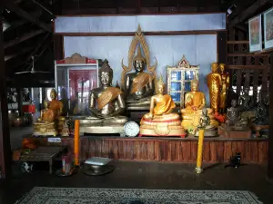 Wat Khok Sa Ard